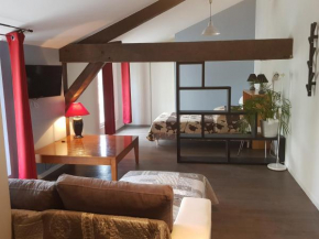 Гостиница Chambre d'Hôtes La Rose des Vents  Сатоне-Кам